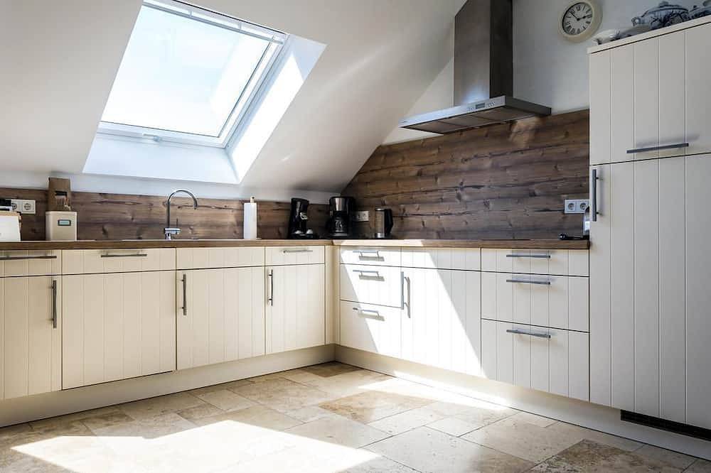 Apartment Schwarzenburg - Hofgut Dösterhof - Holiday apartments in Wadern, Saar-Nahe-Bergland