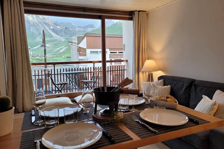 Gîte pour 4 personnes, avec Balcon et Piscine dans Office De Tourisme De Tignes Le Lac