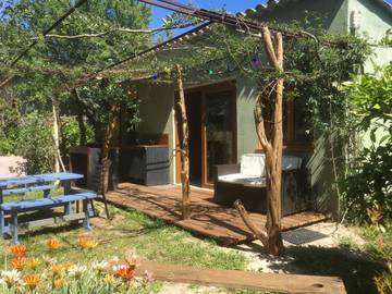 Gîte pour 4 personnes, avec terrasse dans Plage de Tenutella