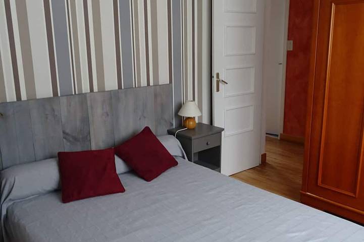 Gîte pour 5 personnes, avec jardin et terrasse dans Plage Sables Blancs - 3