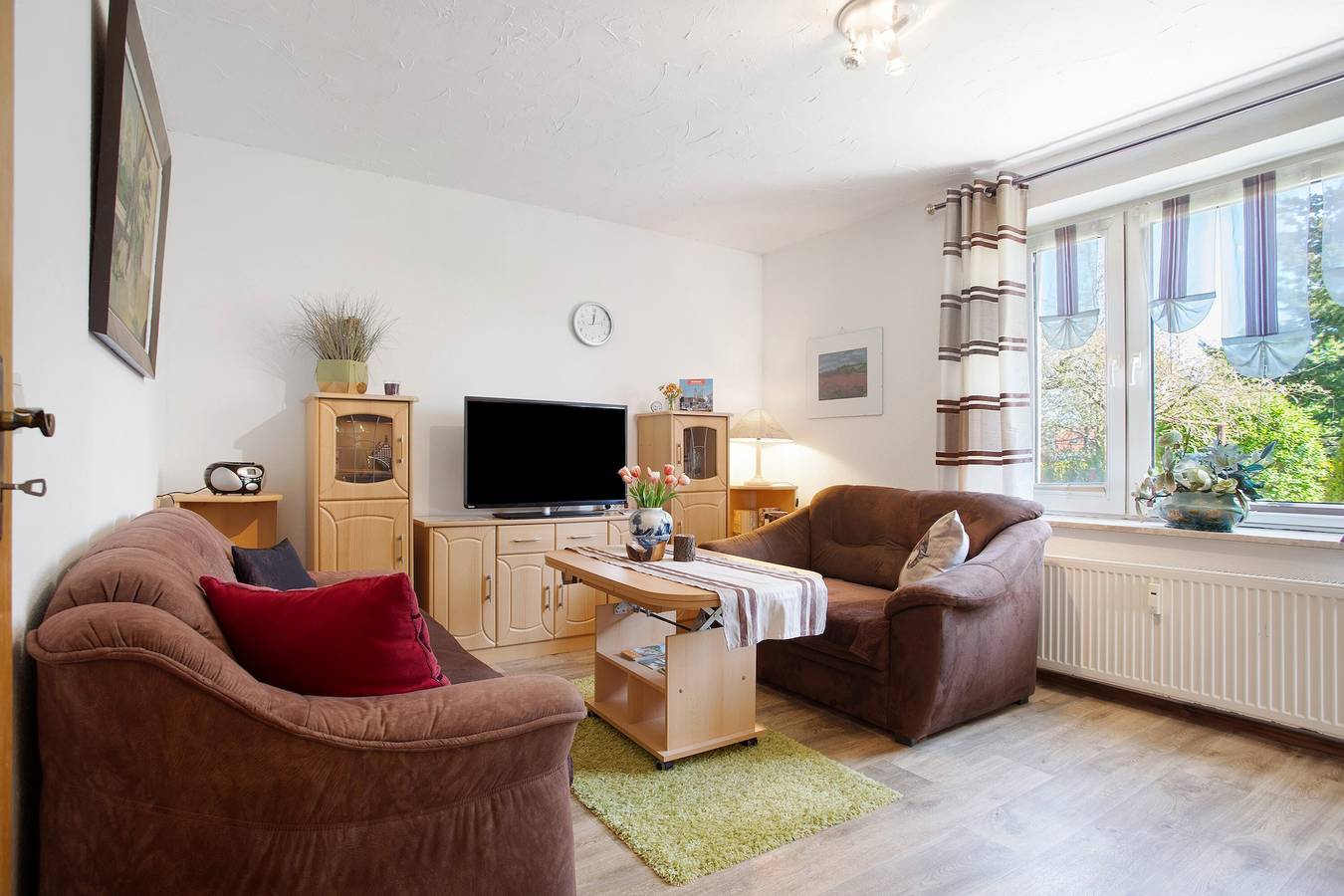 Ganze Wohnung, Ferienwohnung Lüsso mit privater Terrasse, privatem Garten und Wlan in Lüssow, Stralsund Umland