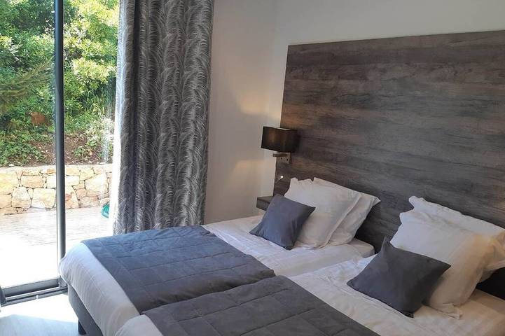 Ganze Wohnung, 3 Pieces de Luxe Rez de Jardin \" les Embruns\" in Èze, Mittelmeerküste (Frankreich)