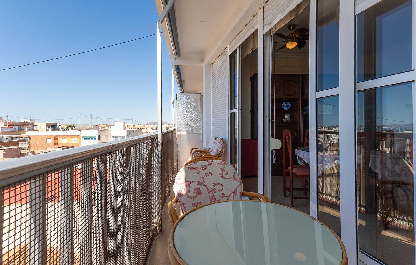Apartamento vacacional entero, Acogedor Apartamento con Terraza cerca de Playa Barnuevo in San Pedro del Pinatar, Costa Cálida