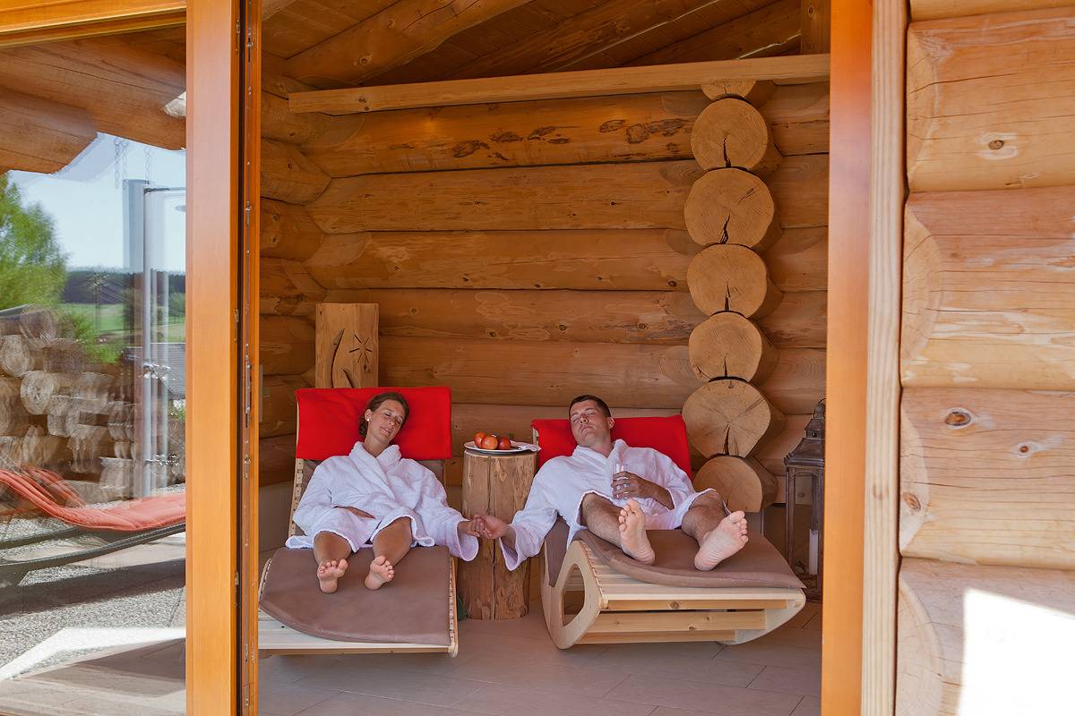 Hotel Konradshof - Klassik-Zimmer mit Balkon, 34qm, max. 2 Personen in Seewald, Northern Black Forest