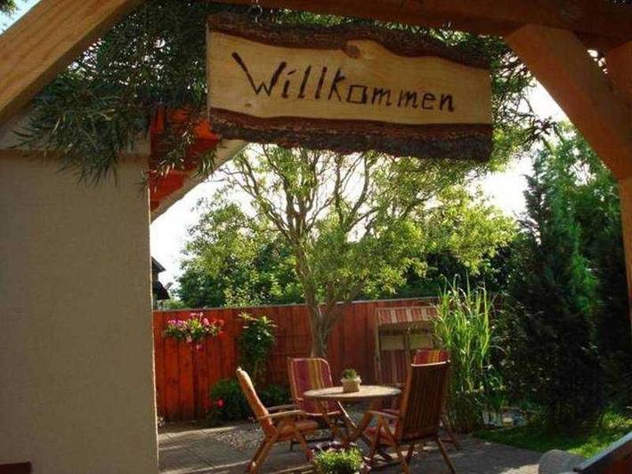 Ferienwohnung für 3 Personen, mit Terrasse und Garten sowie Ausblick in Leopoldshagen