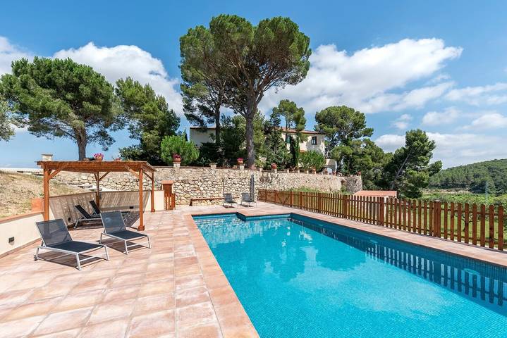 Casa de vacaciones para 18 personas, con Jardín y Piscina en Alto Campo