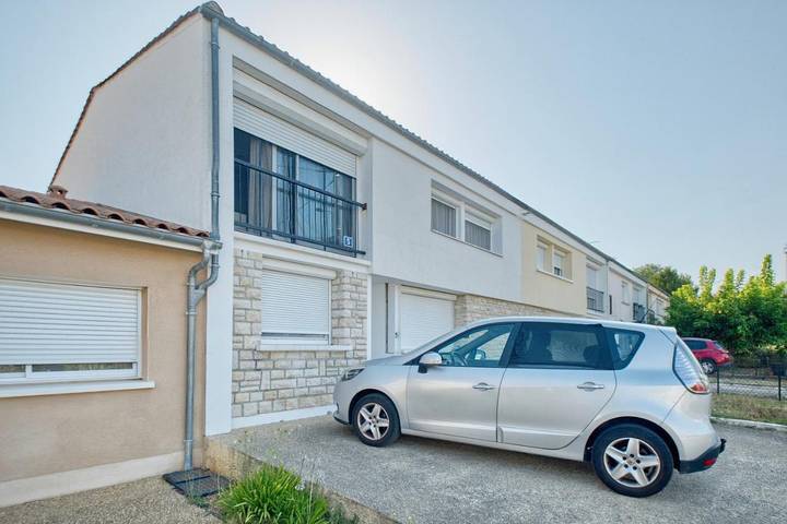 Gîte pour 2 personnes, avec jardin et terrasse à Trélissac - 2