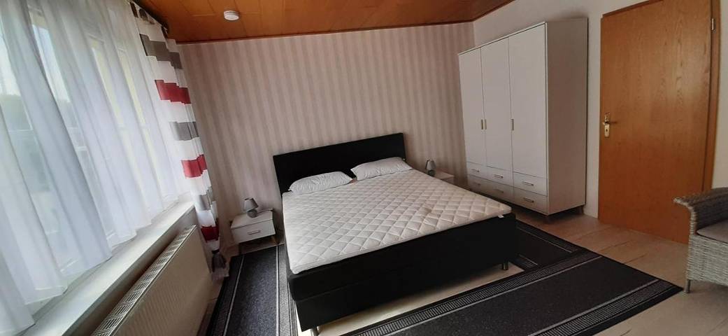Ferienwohnung für 2 Personen, mit Terrasse in Plate