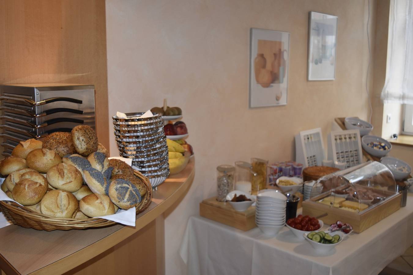 Gasthof "Zum goldenen Hirschen" - Doppelzimmer Superior mit kostenfreiem Wlan in Burgbernheim, Romantische Straße