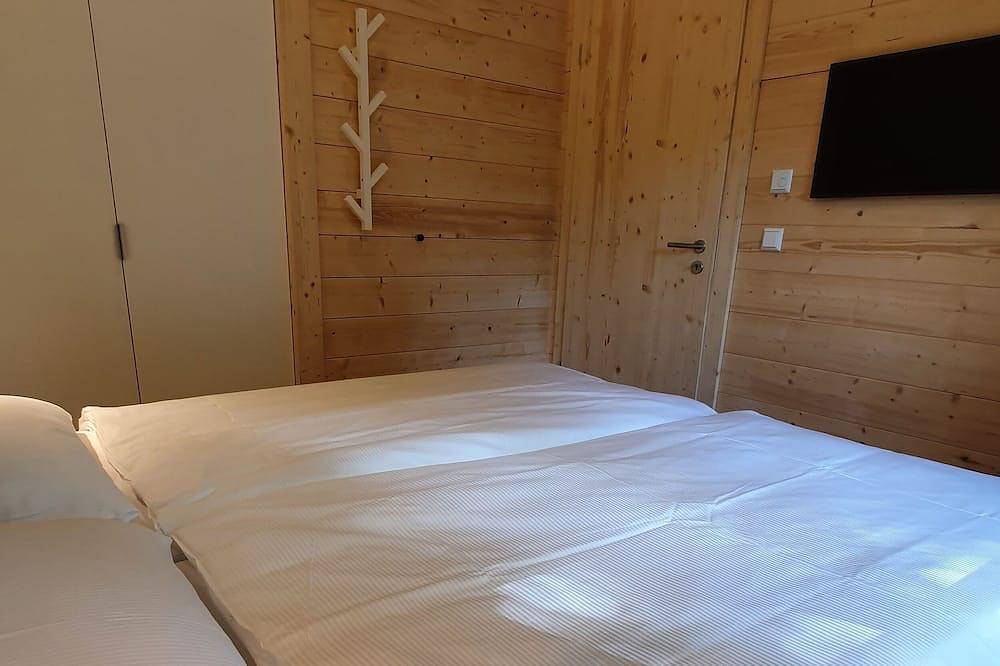 Ökologisches Holzblock-Ferienhaus Neubau - gratis Albcard ab 2025 in Hayingen, Neckar-Alb