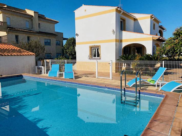 Villa für 8 Personen, mit Garten und Terrasse, mit Haustier in Oliva - 2