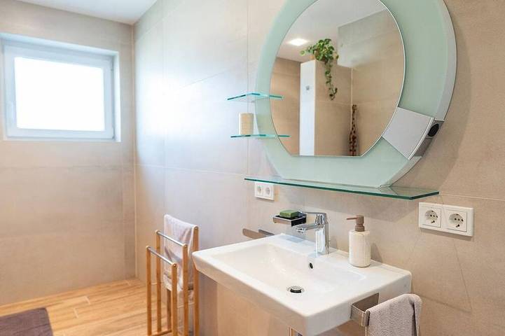 Appartement entier, Lilias vacation apartment in Losheim am See, Saar-Nahe-Bergland