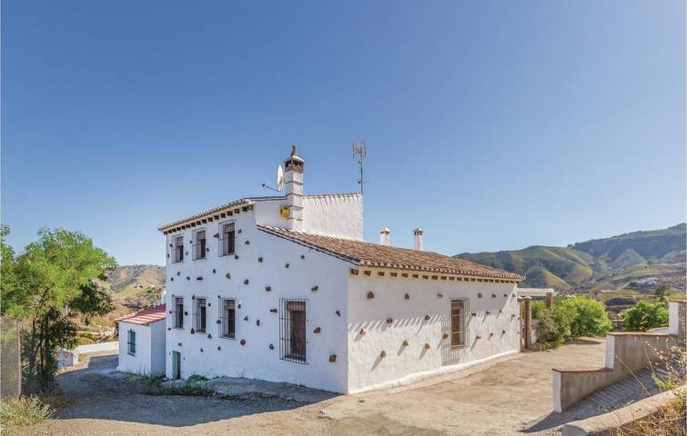 ¡Almáchar Apartamento - Piscina, Terraza, WiFi! in Almáchar, Provincia de Málaga