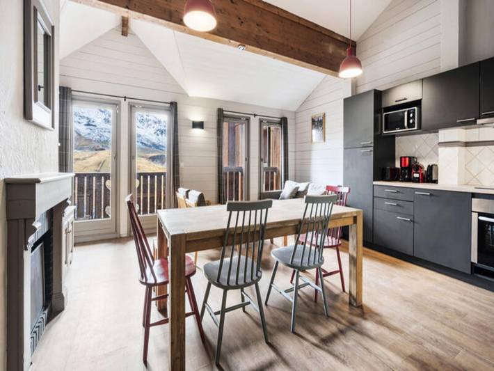 Location de vacances pour 6 personnes, avec balcon et piscine, animaux acceptés à Val Thorens