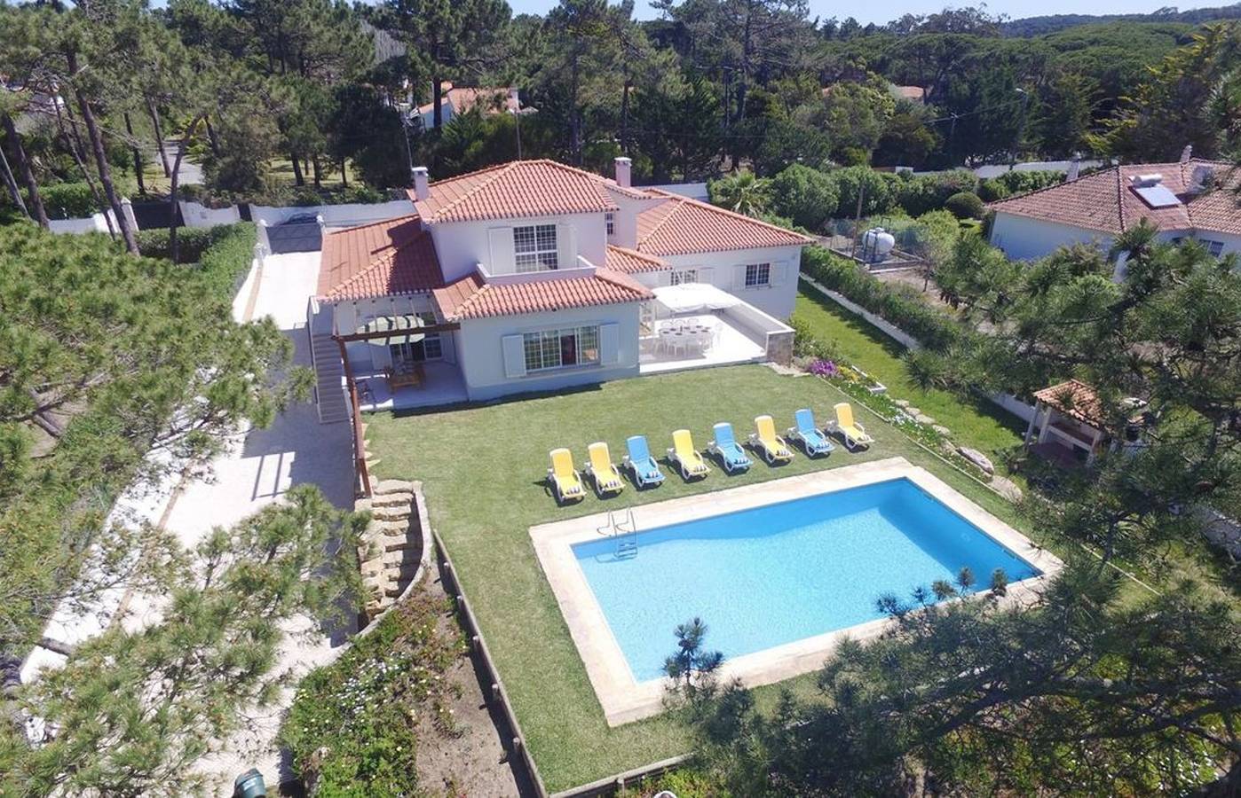 Villa para 16 pessoas com jardim in Colares, Costa de Lisboa
