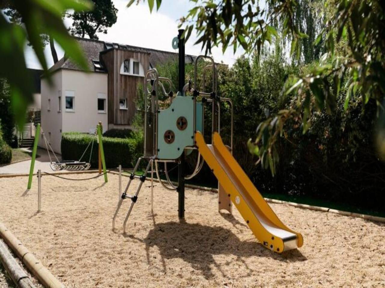 Ganze Wohnung, 2-Zimmer-Wohnung f�r 4 Personen, 1 Baby, 2 Badezimmer, Erdgeschoss in Larmor-Baden, Côte des Mégalithes