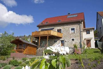 Ferienwohnung für 3 Personen, mit Terrasse und Garten in Korbach