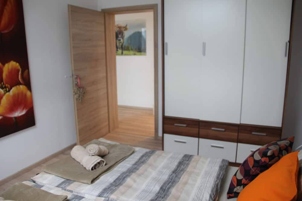 Ganze Wohnung, Ferienwohnung Oswald Urlaub mit Weitblick im bayrischen Oberland in Hohenpeißenberg, Romantische Straße
