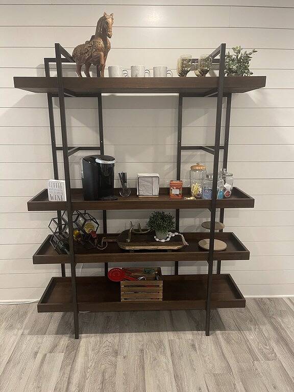 Cozy remodeled house 3 blocks from downtown. in Mena, Ouachita National Forest