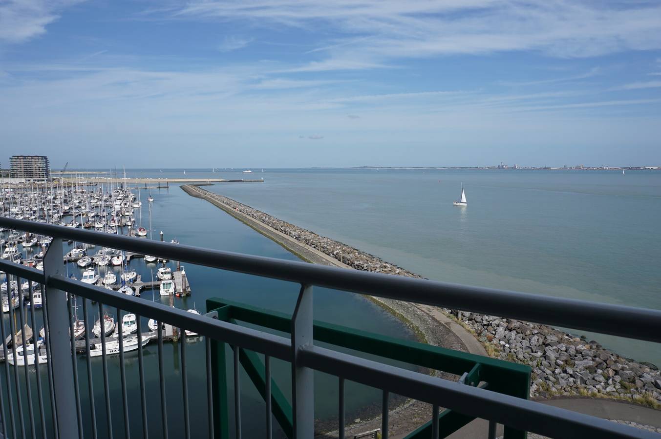 Kustverhuur Zeeuws Vlaanderen — Appartement aan Zee 01061 in Breskens, Zeeland Coast