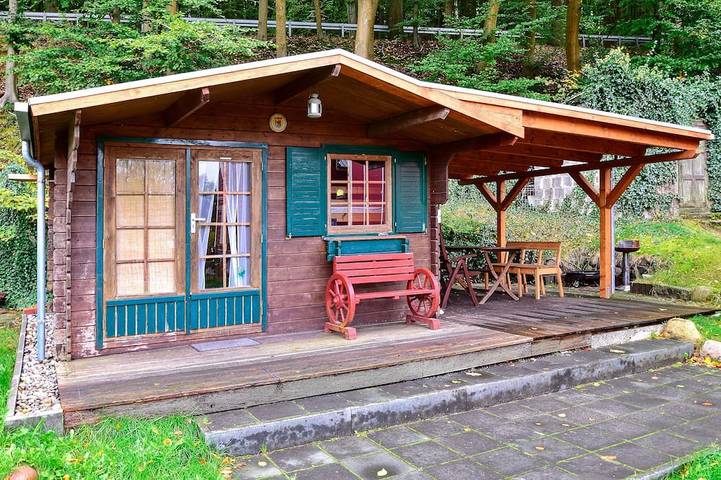 Blockhütte für 4 Personen, mit Terrasse und Garten in Ahlbeck