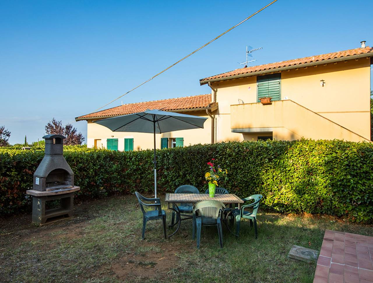Casa vacanze 'Podere Simonetta - A3' con piscina condivisa, terrazza privata e Wi-Fi in Costa degli Etruschi