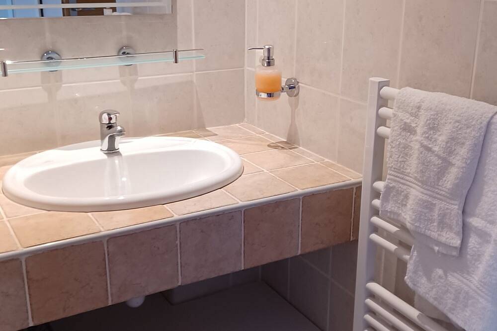 Moderne Familienhaus, mit großer Komfort in der Mitte des Provence in Sablet, Vaucluse