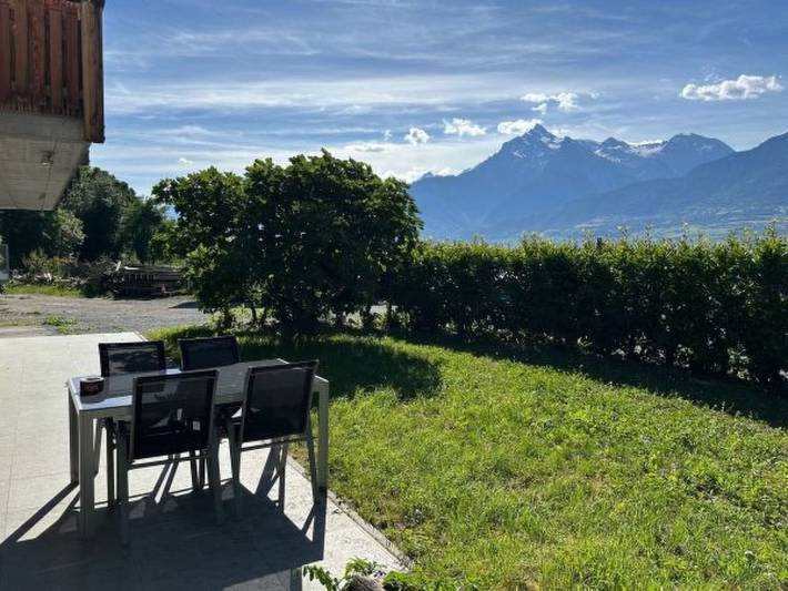 Gîte pour 4 personnes, avec terrasse à Sion - 2
