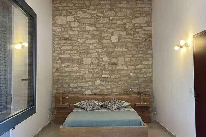 Gîte pour 3 personnes, avec terrasse et jardin à Céreste - 2