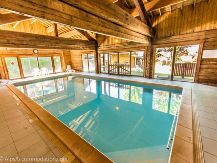 Location de vacances pour 10 personnes, avec Terrasse et Piscine à Morillon