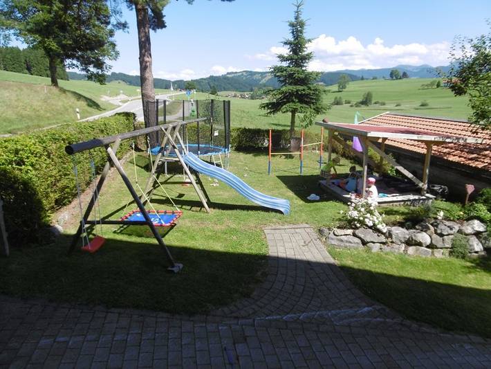 Ferienhaus für 2 Personen, mit Balkon/Terrasse und Garten in Stiefenhofen - 3