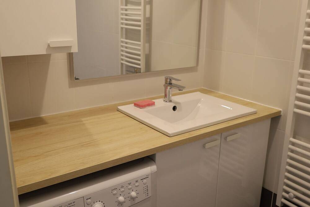 Ganze Wohnung, Apartment between lake and mountains, near resort in Chorges, Nationalpark Écrins