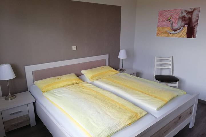 Ferienwohnung für 4 Personen, mit Balkon in Korbach - 2