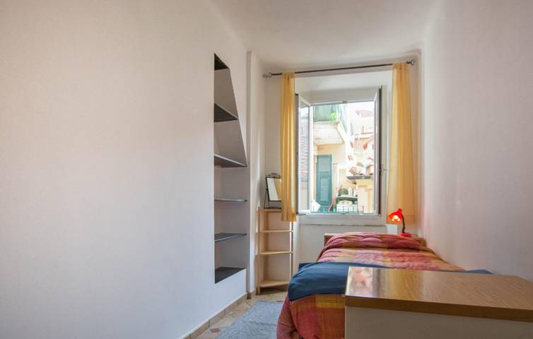 Appartamento intero, Accogliente appartamento con una camera da letto vicino alla spiaggia, dotato di comfort moderni in Bagni Elena, Varazze