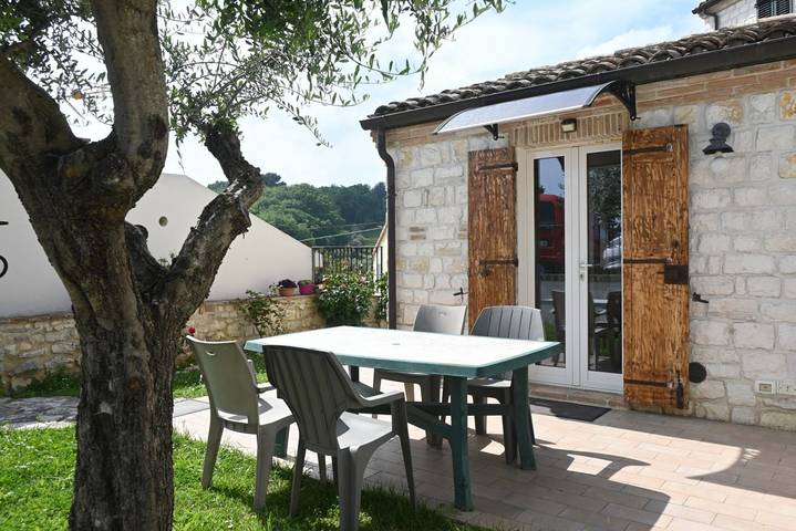 Appartement entier, S364 - Sirolo, delightful sea-view villa with garden in Sirolo, Riviera del Conero