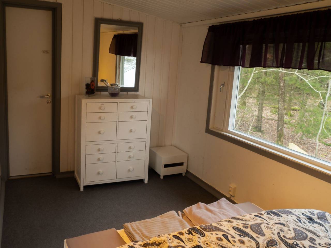 Ganze Wohnung, Schwedisches Glück, zwischen Wäldern und einem See in Härryda, Västergötland