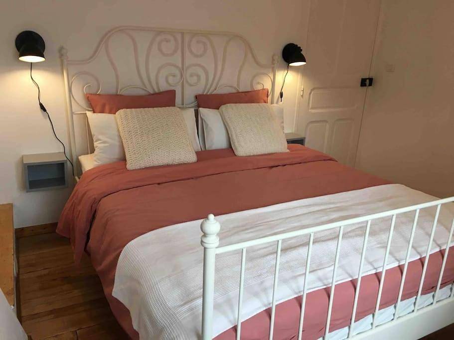 One-Bedroom House in Beaulieu-sur-Dordogne, Région de Brive-la-Gaillarde