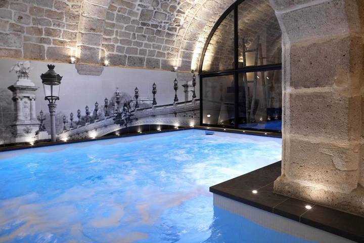 Hôtel pour 4 personnes, avec jardin et piscine
