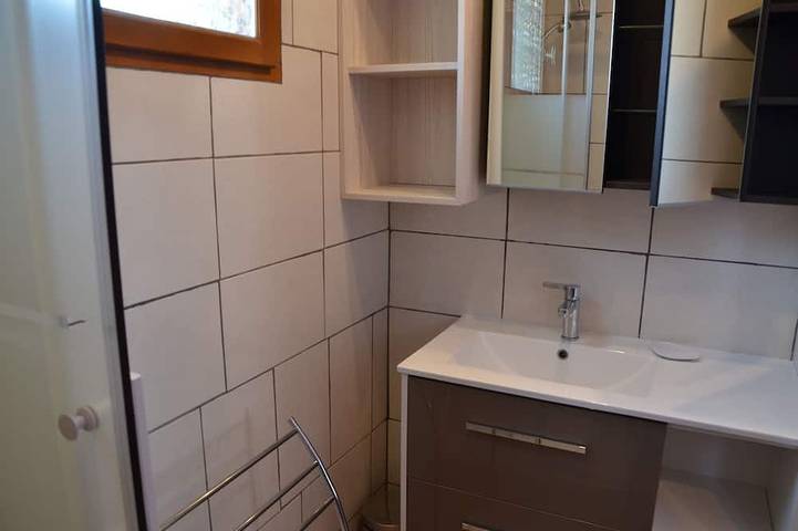 Air-conditioned house with heated swimming pool in Saint-Roman-de-Malegarde, Vaucluse