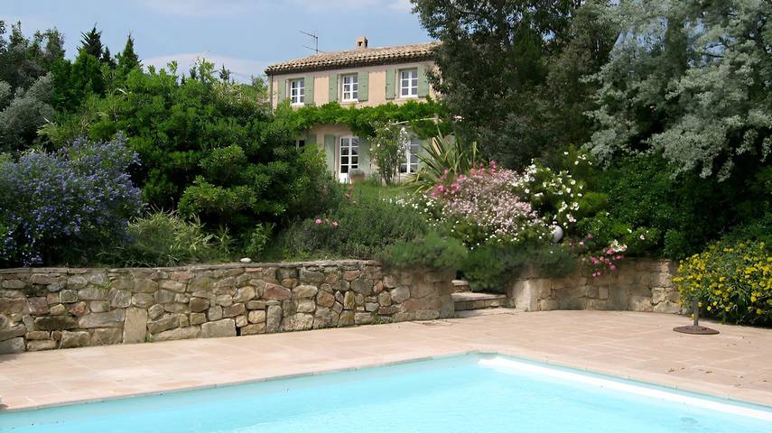 Gîte pour 2 personnes, avec jardin ainsi que terrasse et piscine en Ardèche - 2