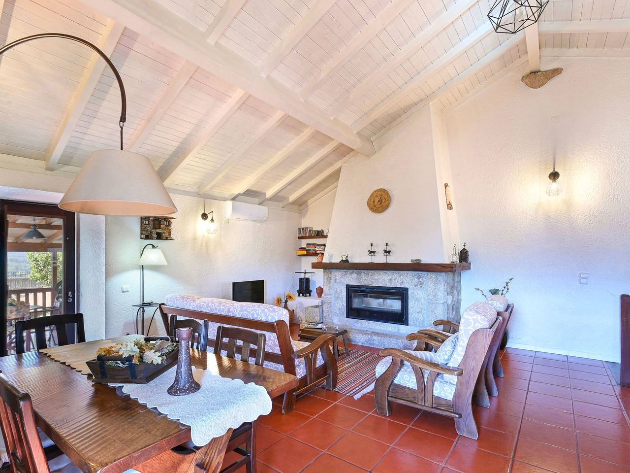 Casas das Olas 1 - Großartige Aussicht, 2 Pools, idealer Ort zum Entspannen und in São Jorge e Ermelo, Distrito de Viana do Castelo