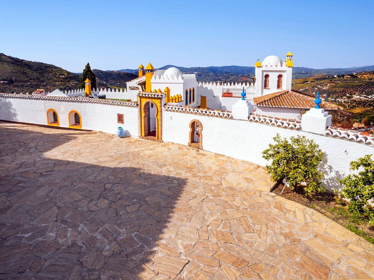 Privates Schwimmbad mit Grill und Feuerstelle in Alcaucín, Málaga Provinz