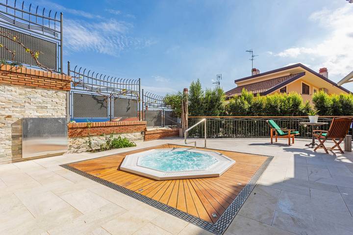 Feriehus for 2 personer med jacuzzi in Furci Siculo, Messina Provinsen