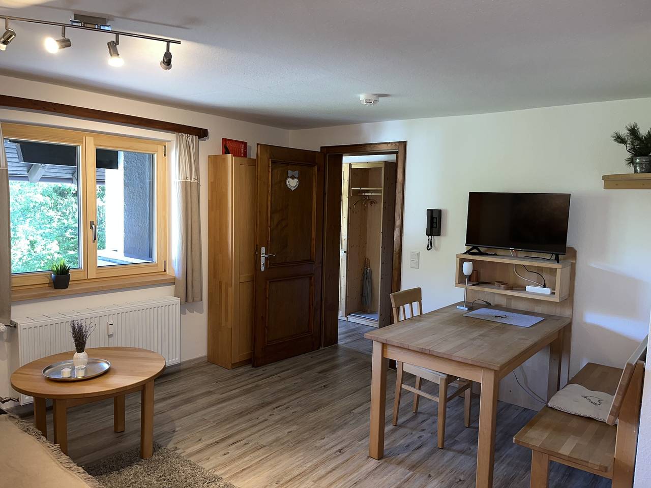 Geheel appartement, Vakantieappartement voor 2 personen met balkon in Oberstdorf, Zwaben (Bayern)