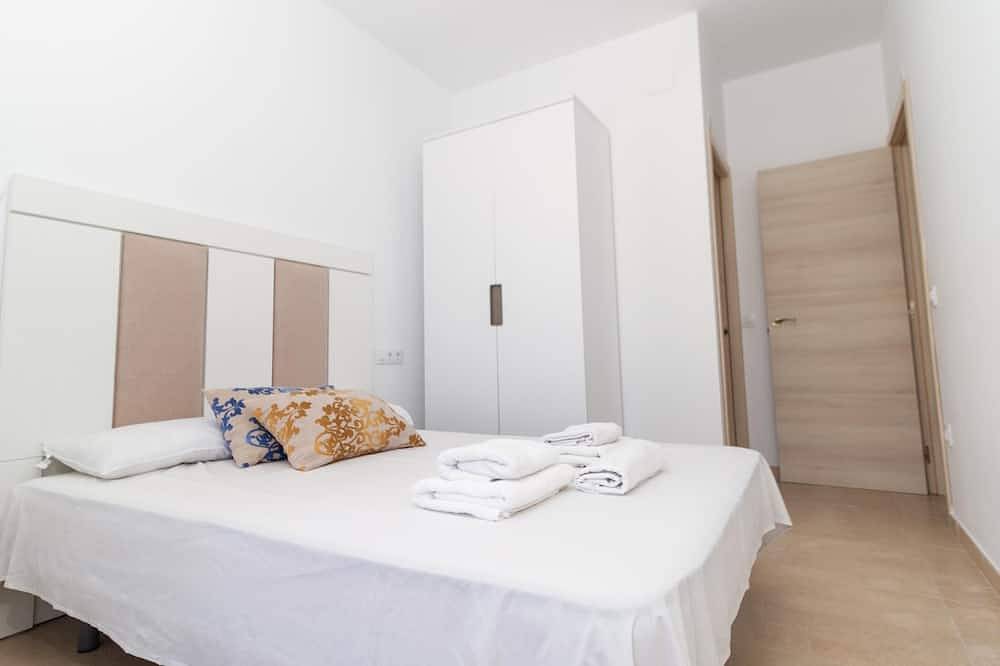 Apolo . Casa de estilo moderno con piscina privada y vistas espectaculares in Santa Susana, Costa del Maresme