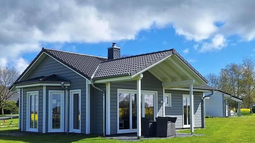 Ferienhaus für 4 Personen, mit Garten in Wackerballig