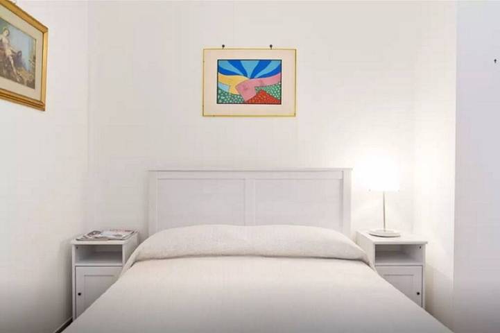 Appartement entier, Appartement récemment rénové à 2 minutes de la superbe plage de Monello in Mondello, Palerme