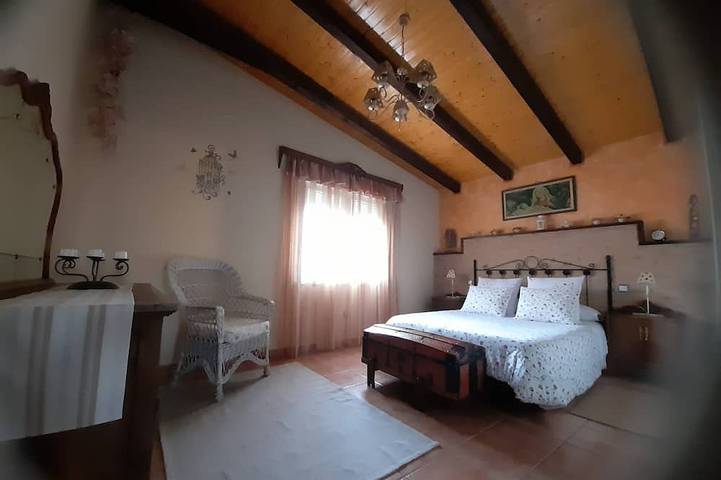 Experiences rural house in Camuñas, Comarca de la Mancha