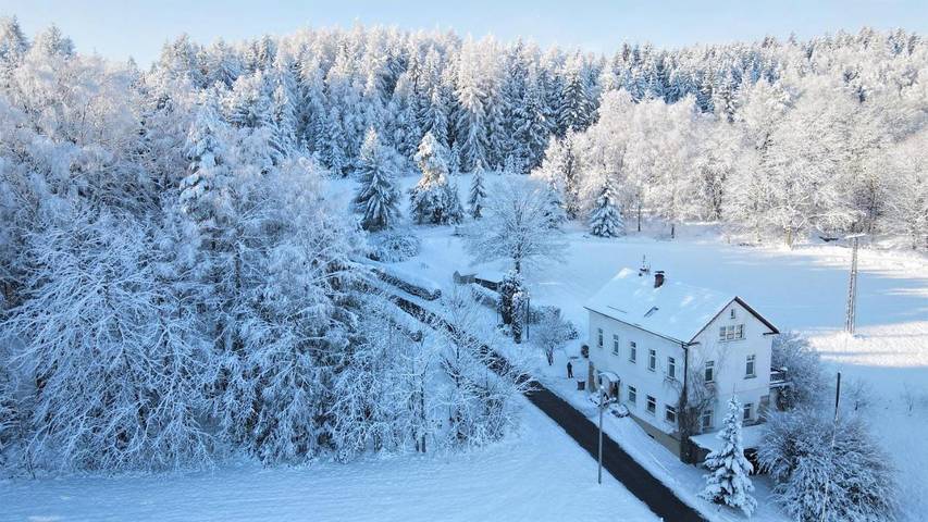 Ferienwohnung für 4 Personen, mit Garten und Ausblick in Bad Brambach