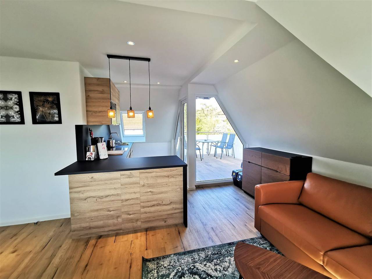 Ganze Wohnung, 60m² Apartment für bis zu 5 Personen mit großer Dachterrasse in Bargteheide, Kreis Stormarn